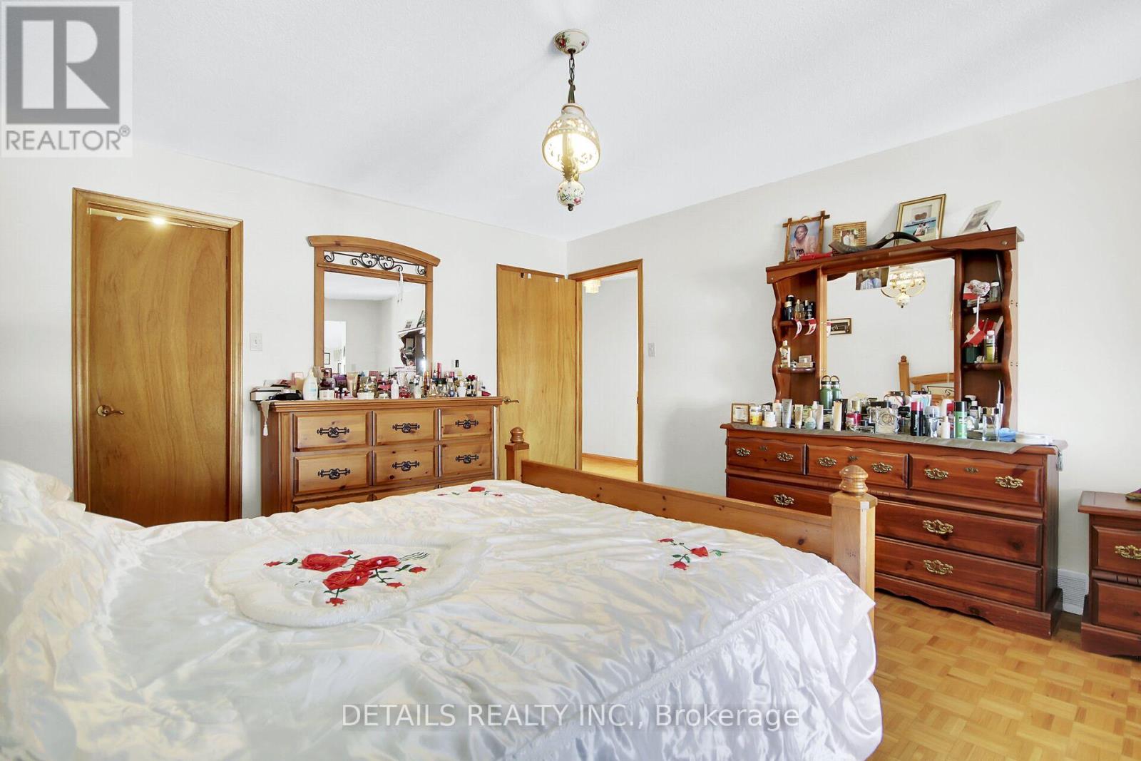 2876 TRESA COURT - 19