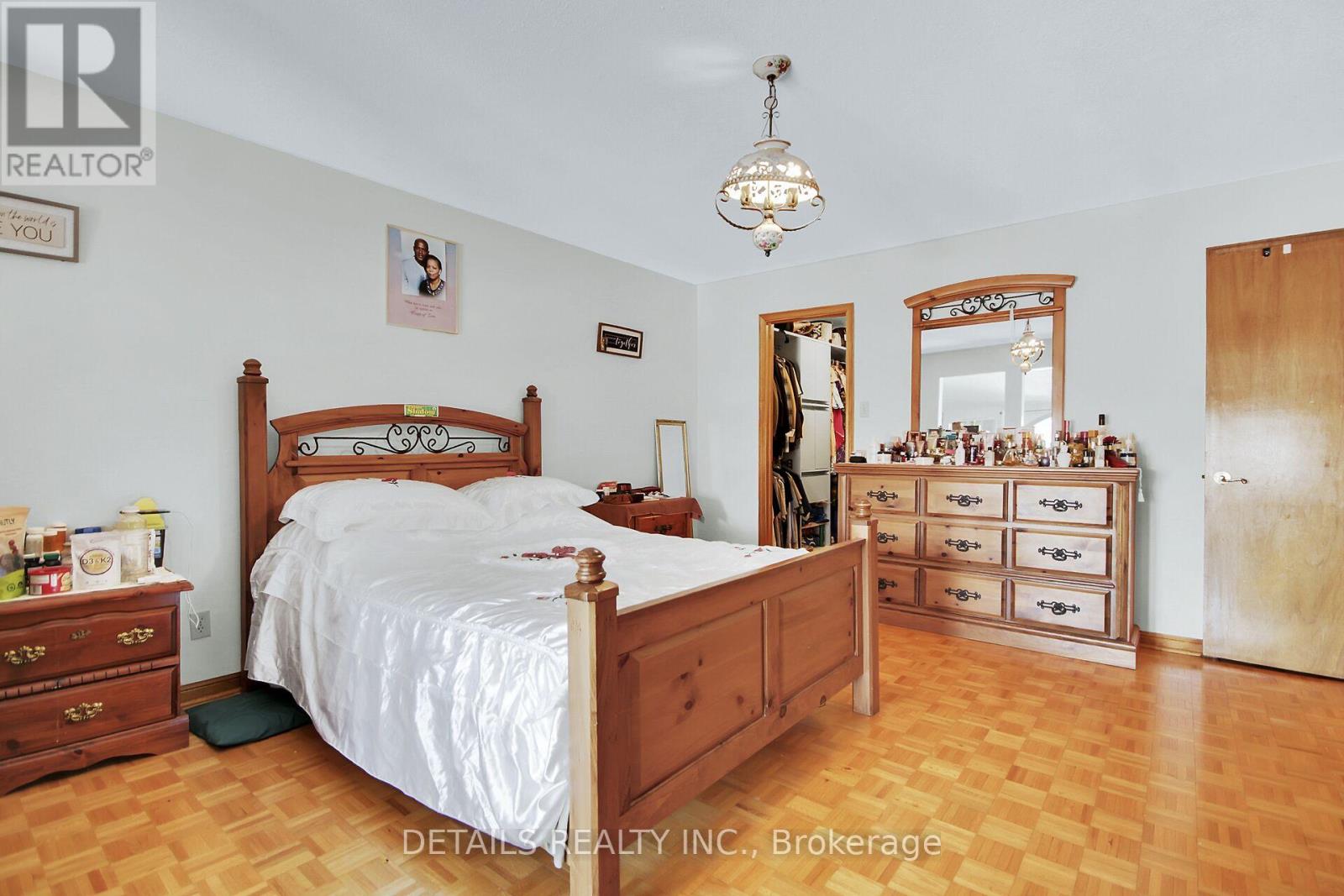 2876 TRESA COURT - 21