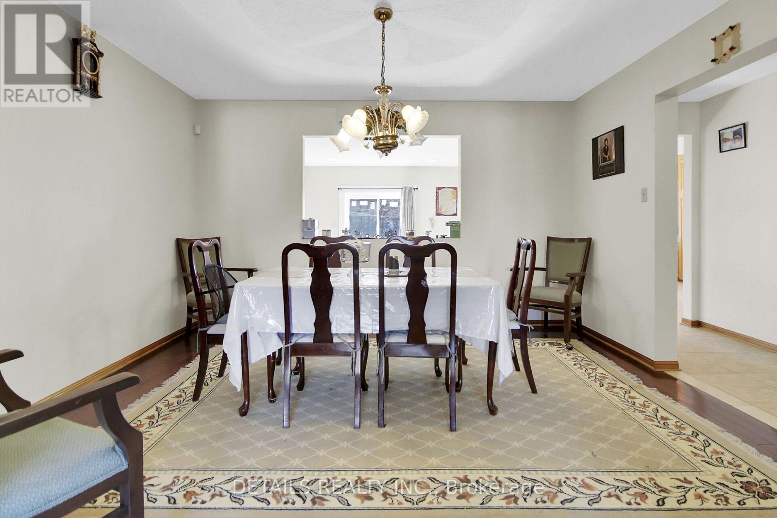 2876 TRESA COURT - 24