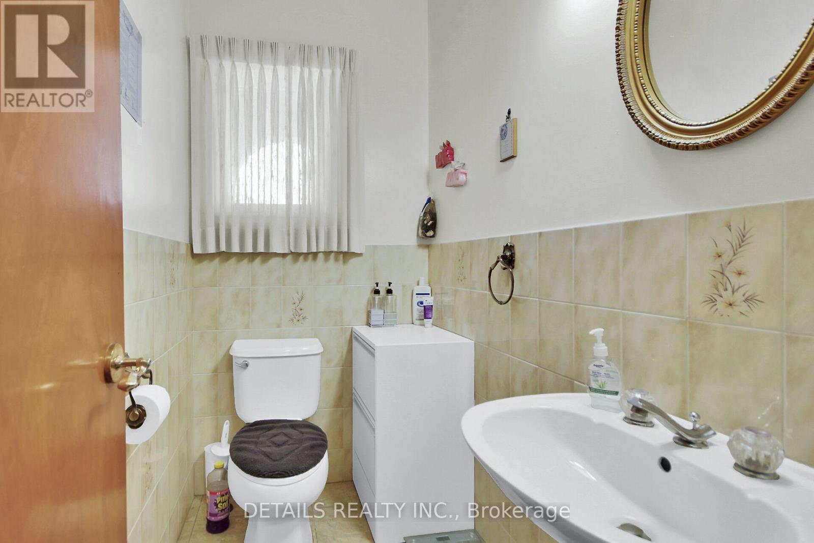 2876 TRESA COURT - 25