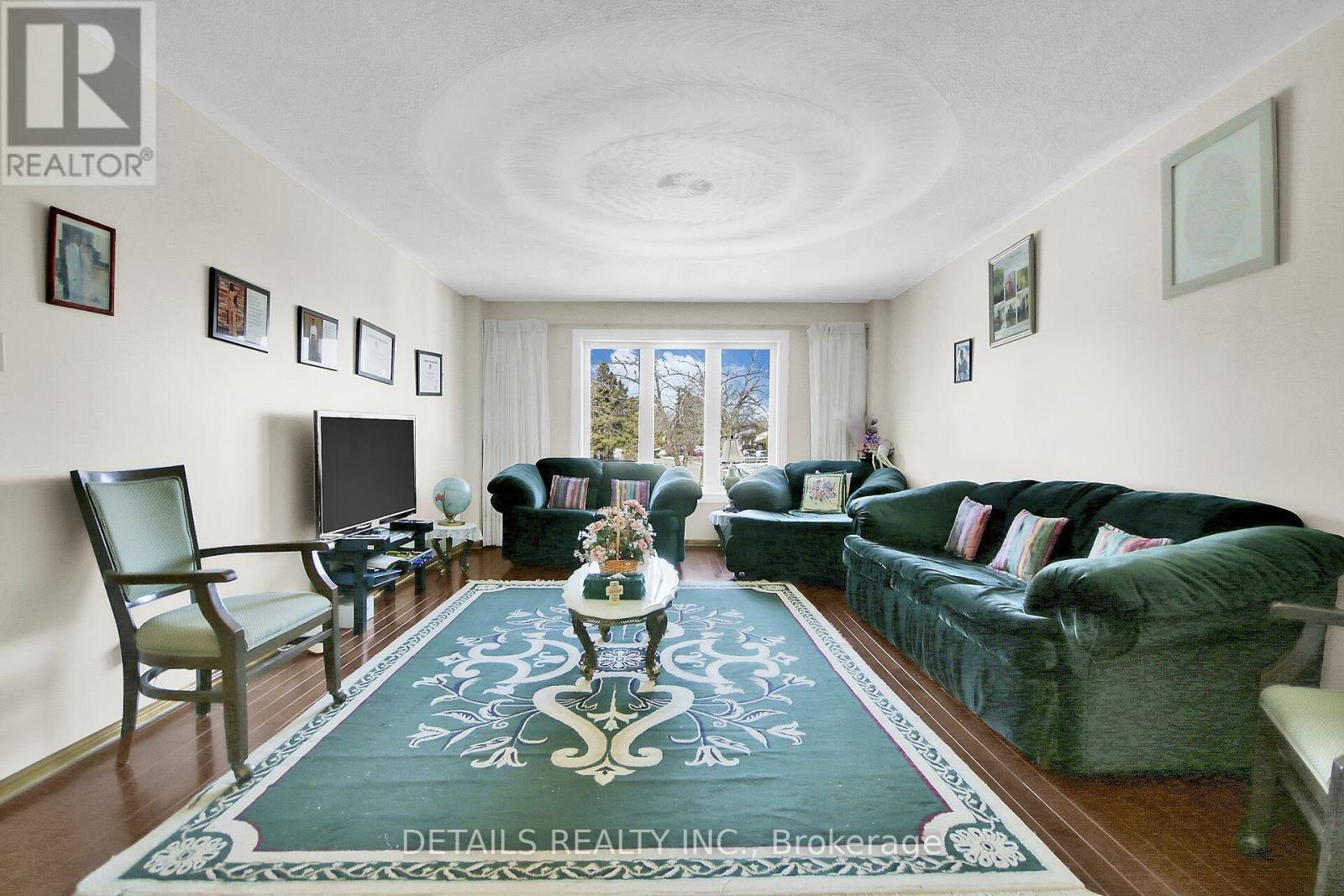 2876 TRESA COURT - 3