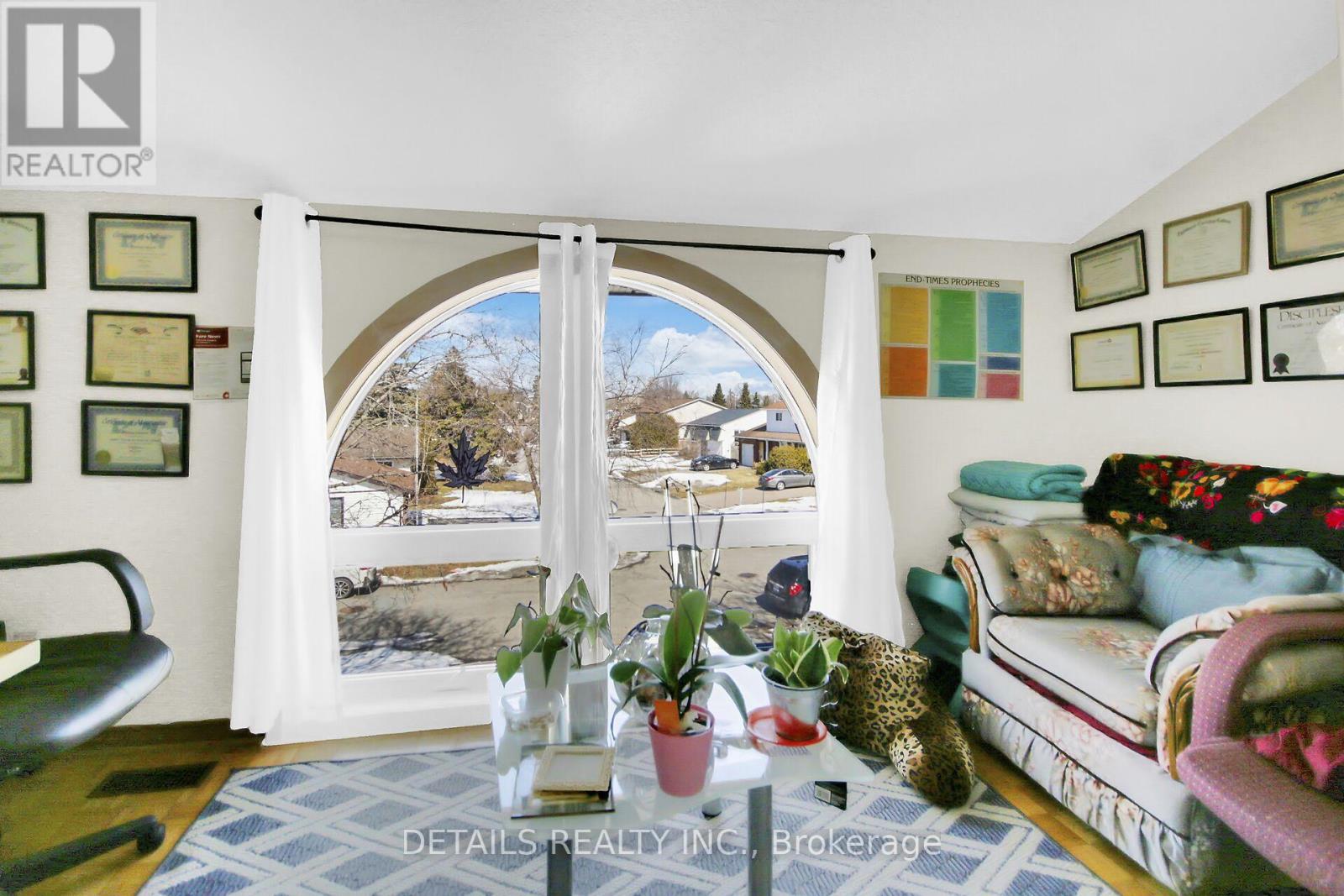 2876 TRESA COURT - 4