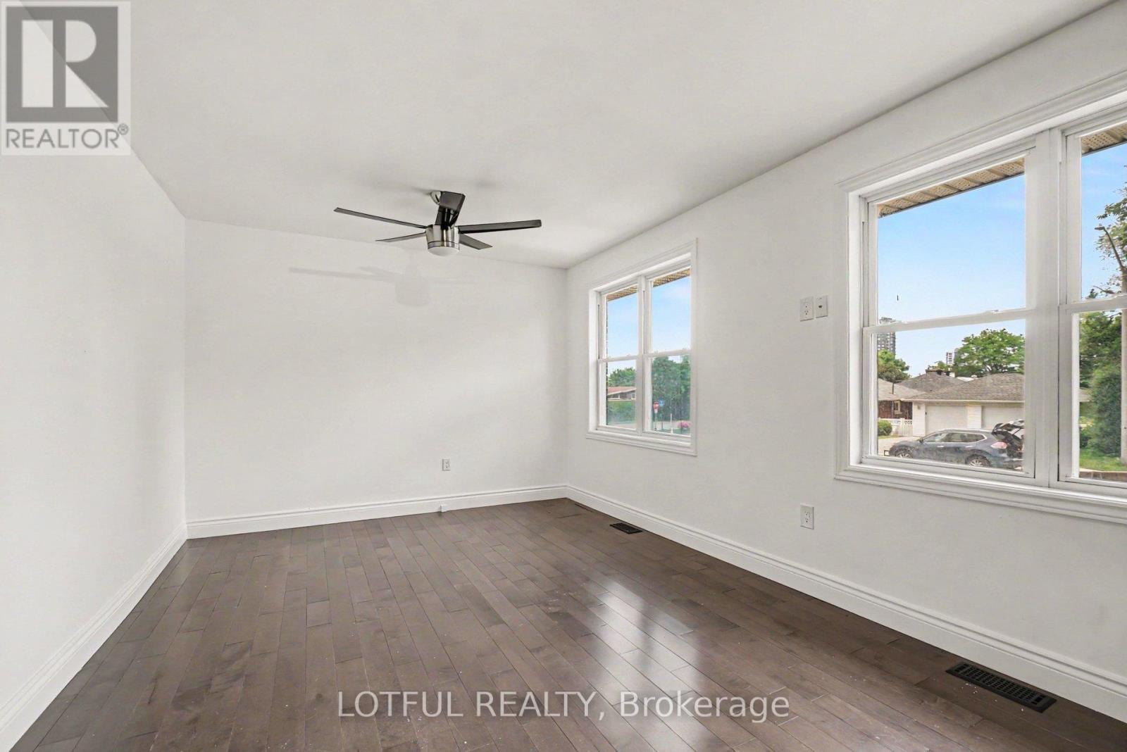 832 REX AVENUE - 19