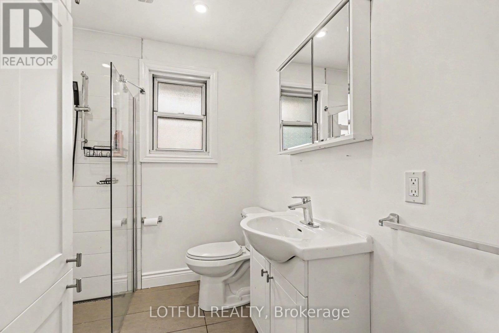 832 REX AVENUE - 22