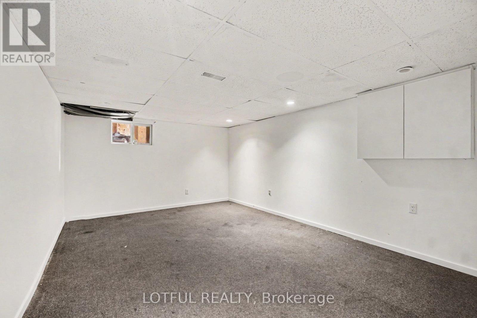 832 REX AVENUE - 24