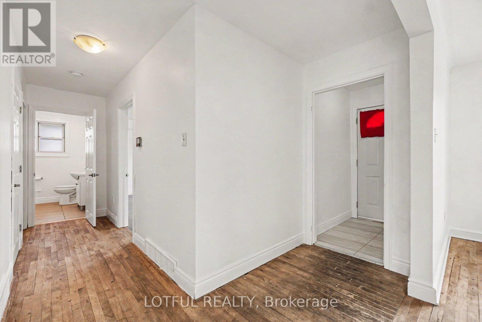 832 REX AVENUE - 7