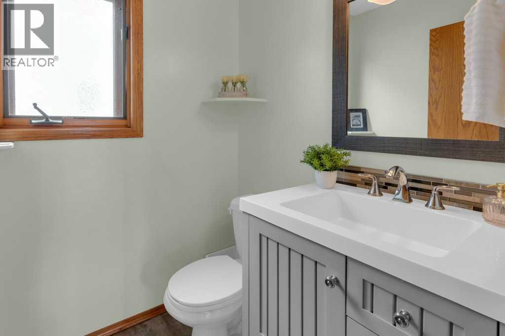116 West Terrace Point, Cochrane