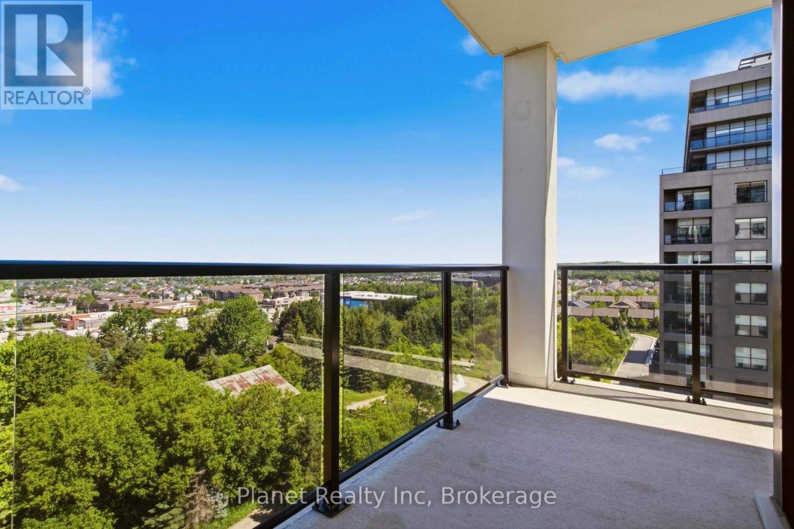 #910 1878 GORDON STREET - 19