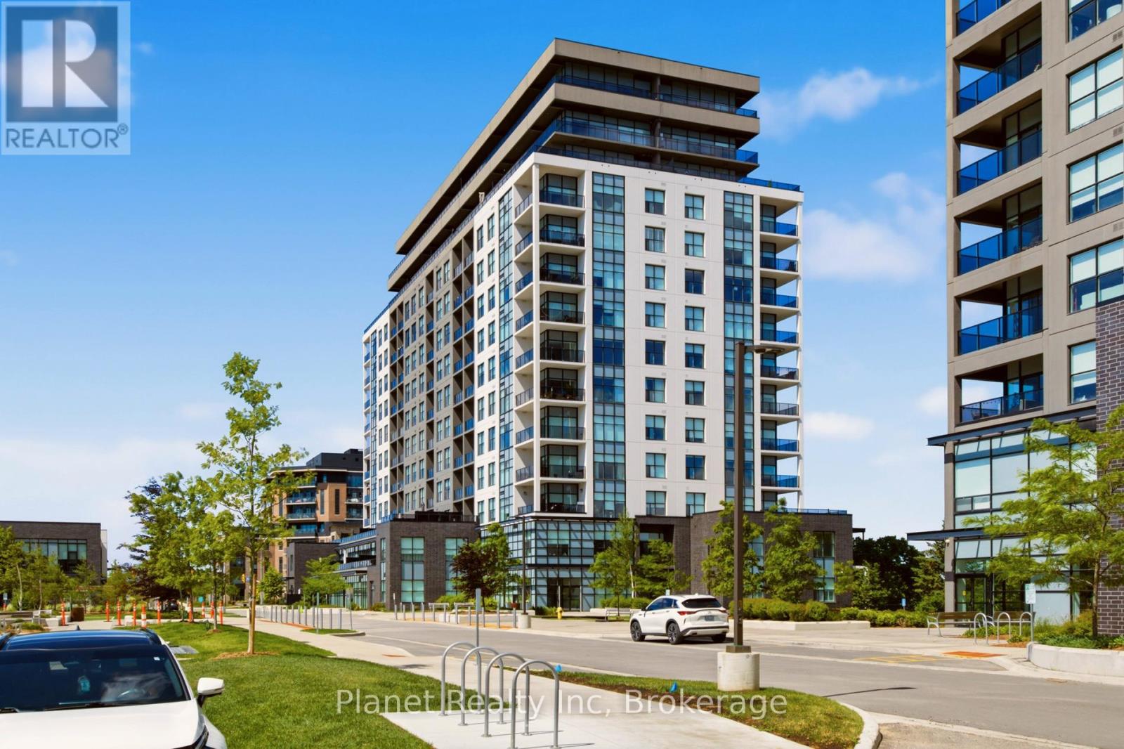 #910 1878 GORDON STREET - 21