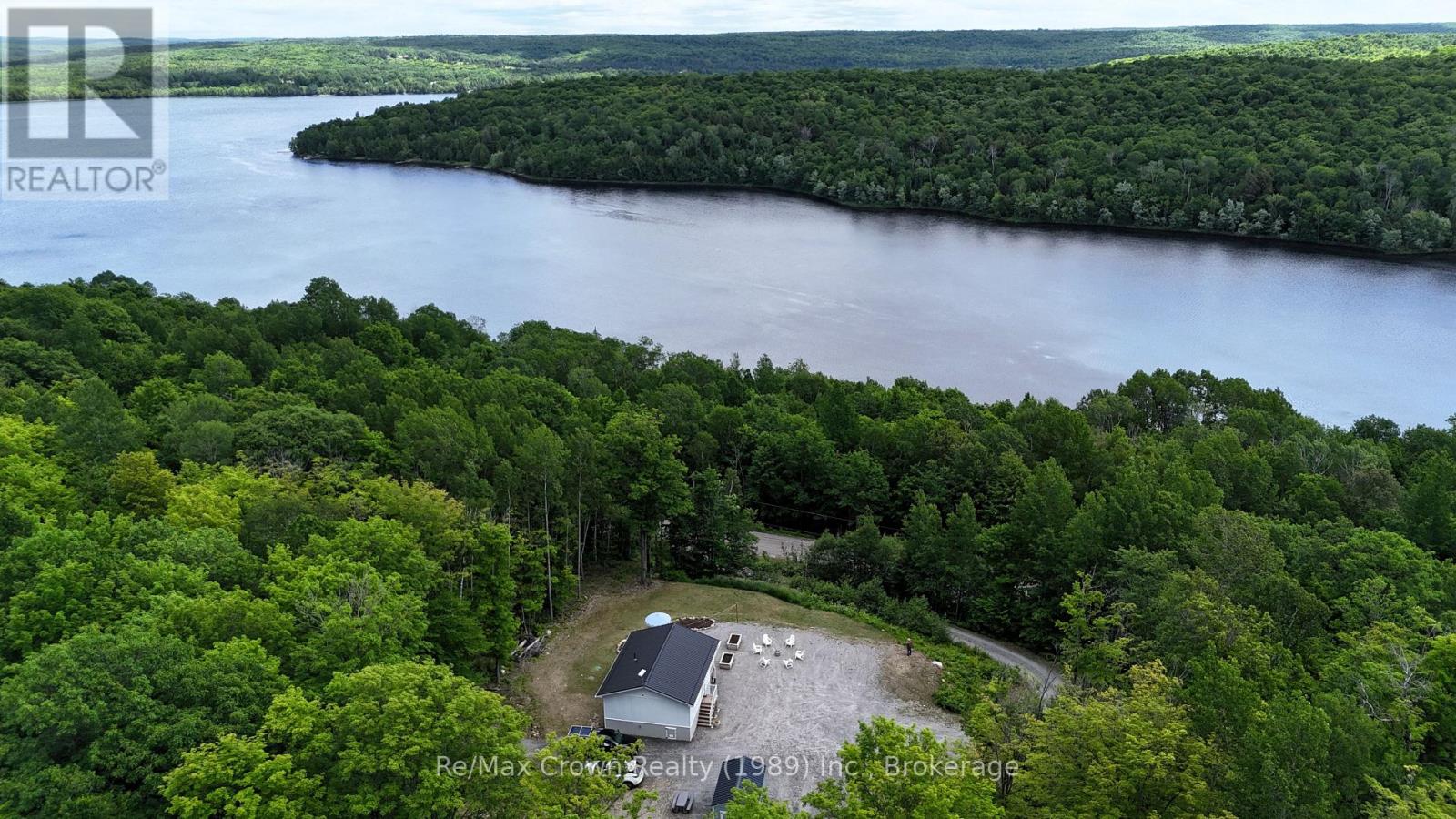 1052 LIMBERLOST POINT ROAD - Image 4