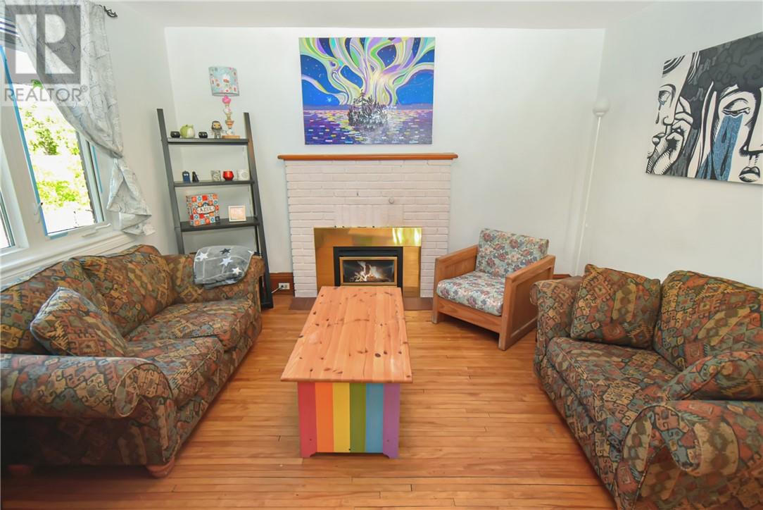 257 Lloyd Street - 10