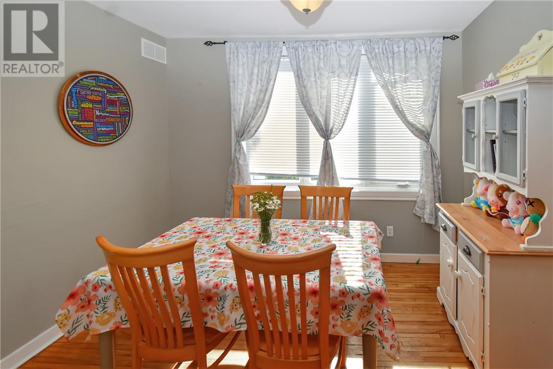 257 Lloyd Street - 11