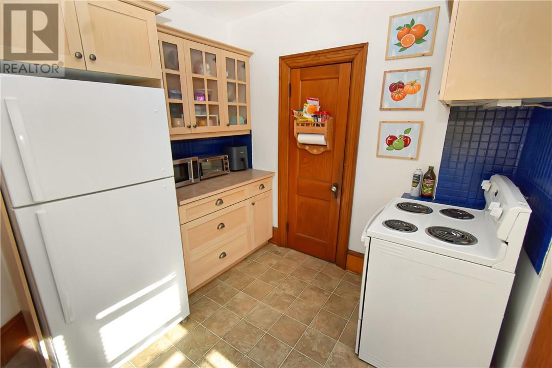 257 Lloyd Street - 13