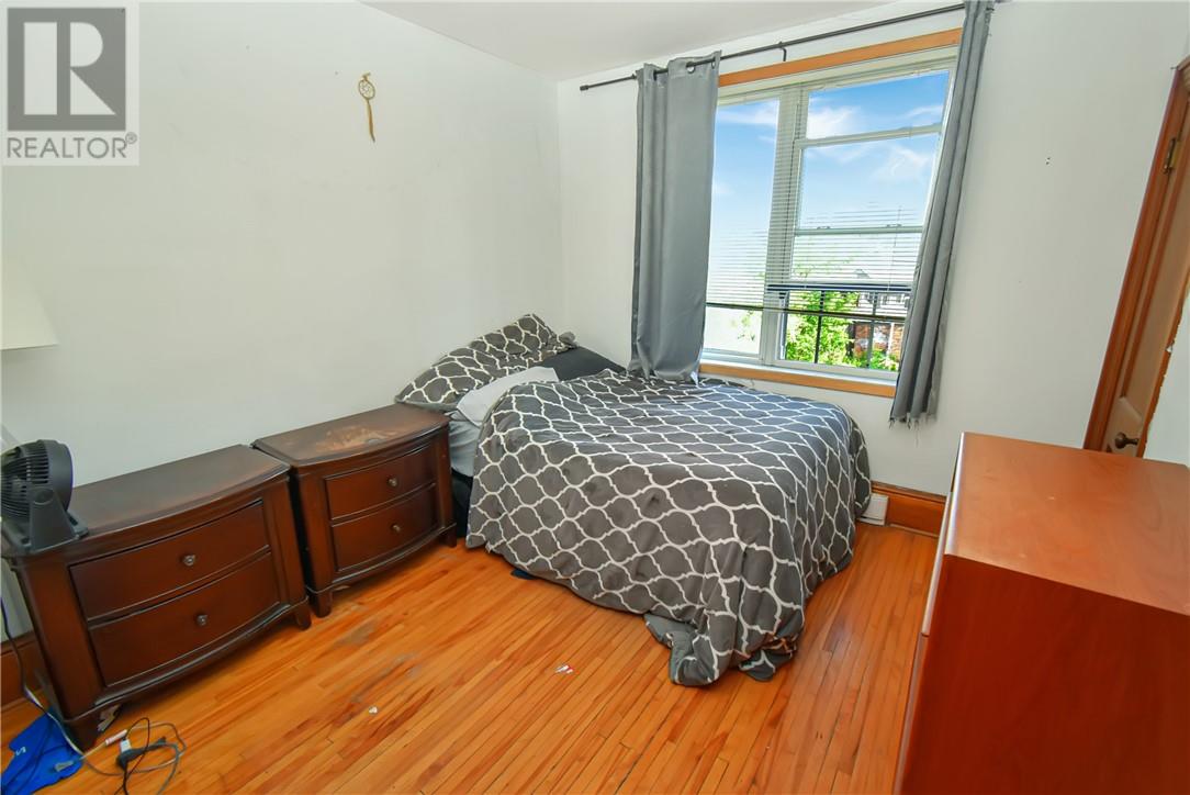 257 Lloyd Street - 18