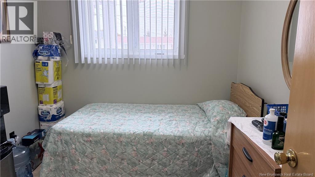 77 Rue Nadeau - 8