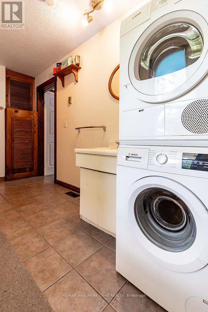 3204 VASEY ROAD - 13