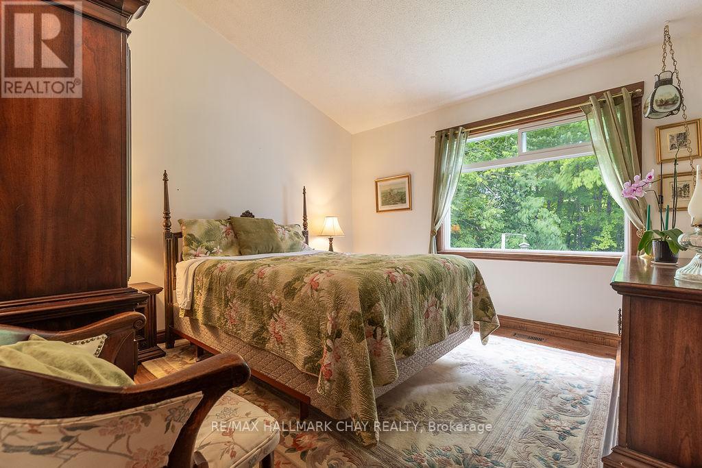 3204 VASEY ROAD - 18