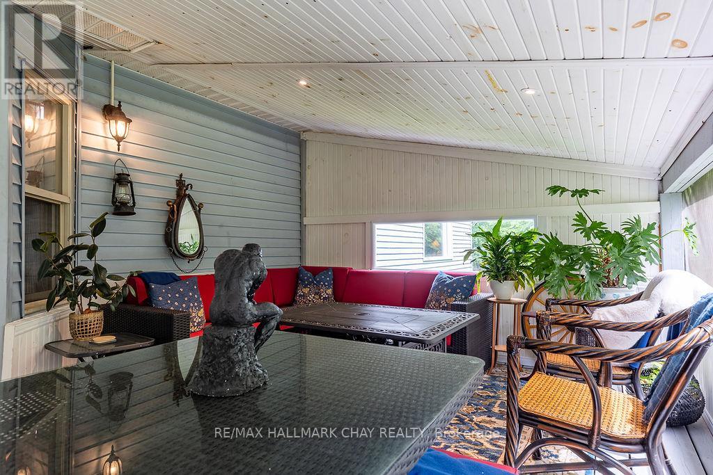 3204 VASEY ROAD - 19