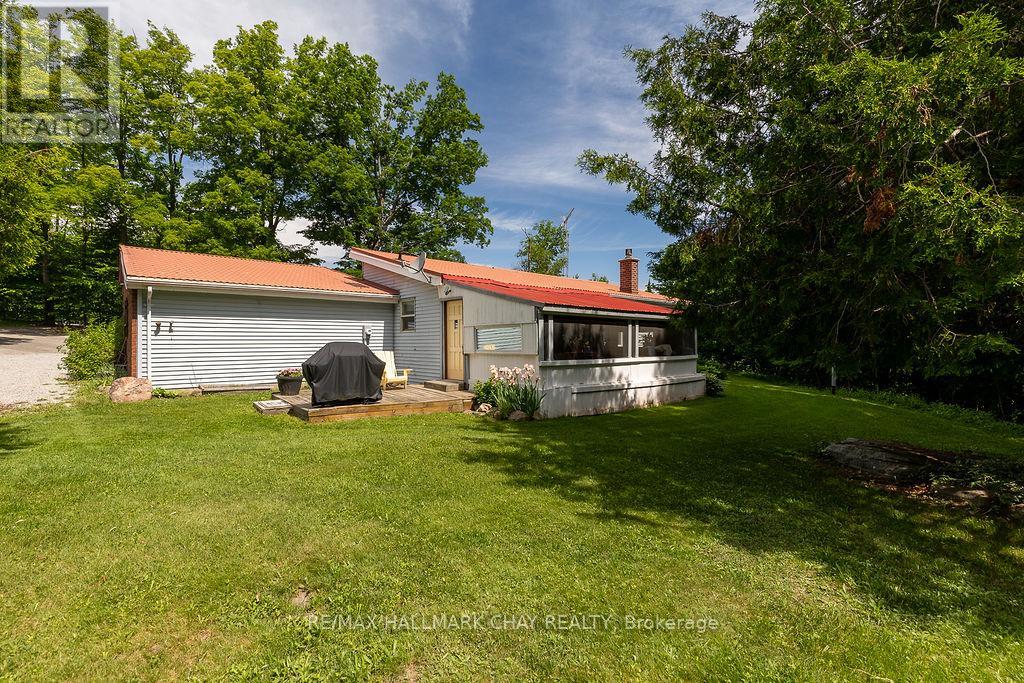 3204 VASEY ROAD - 21