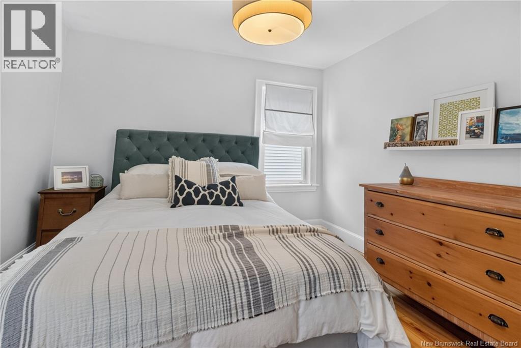 16 Norwood Avenue - 18
