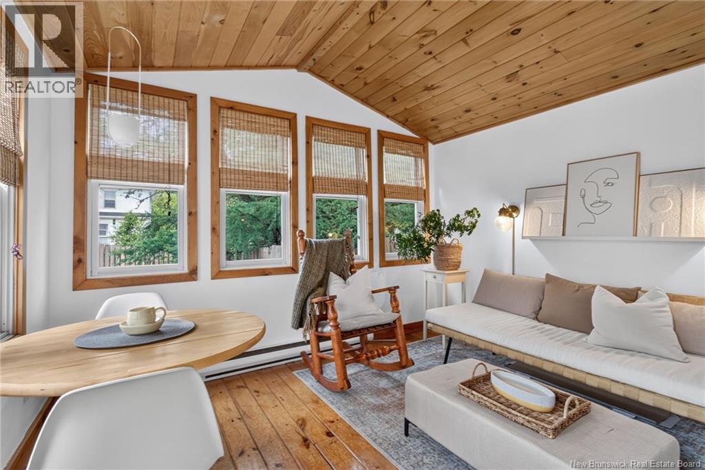 16 Norwood Avenue - 31