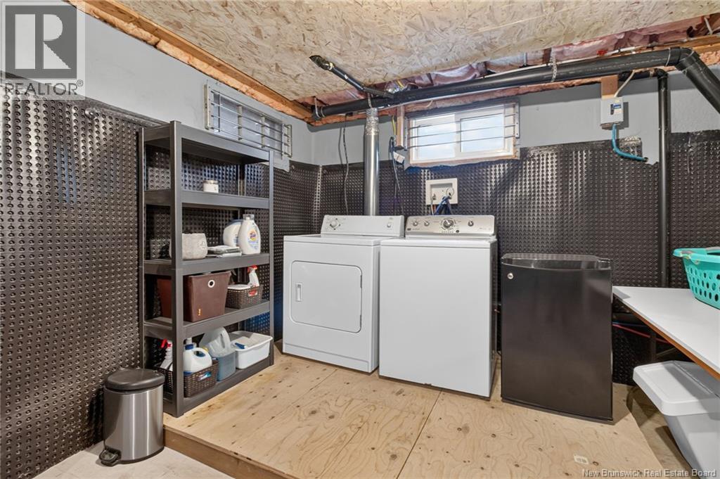 16 Norwood Avenue - 32