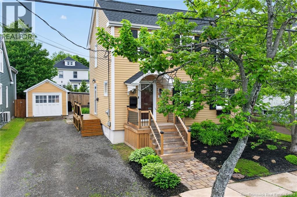 16 Norwood Avenue - 33