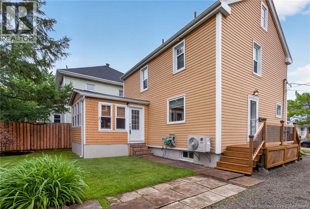 16 Norwood Avenue - 38