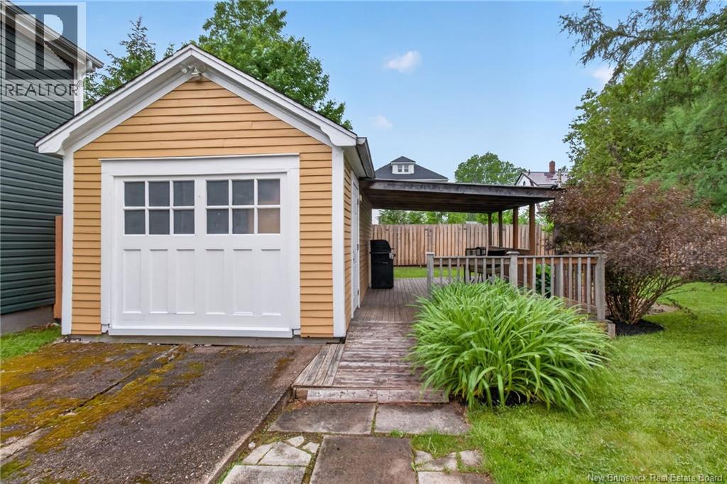 16 Norwood Avenue - 39