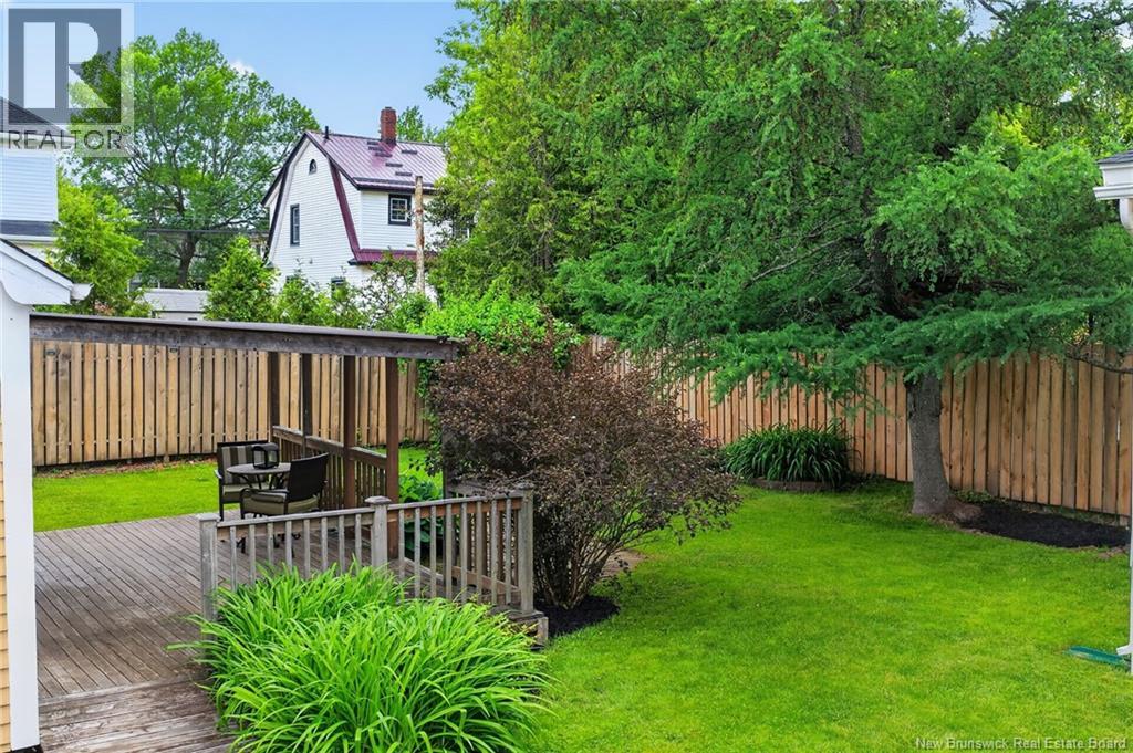 16 Norwood Avenue - 41