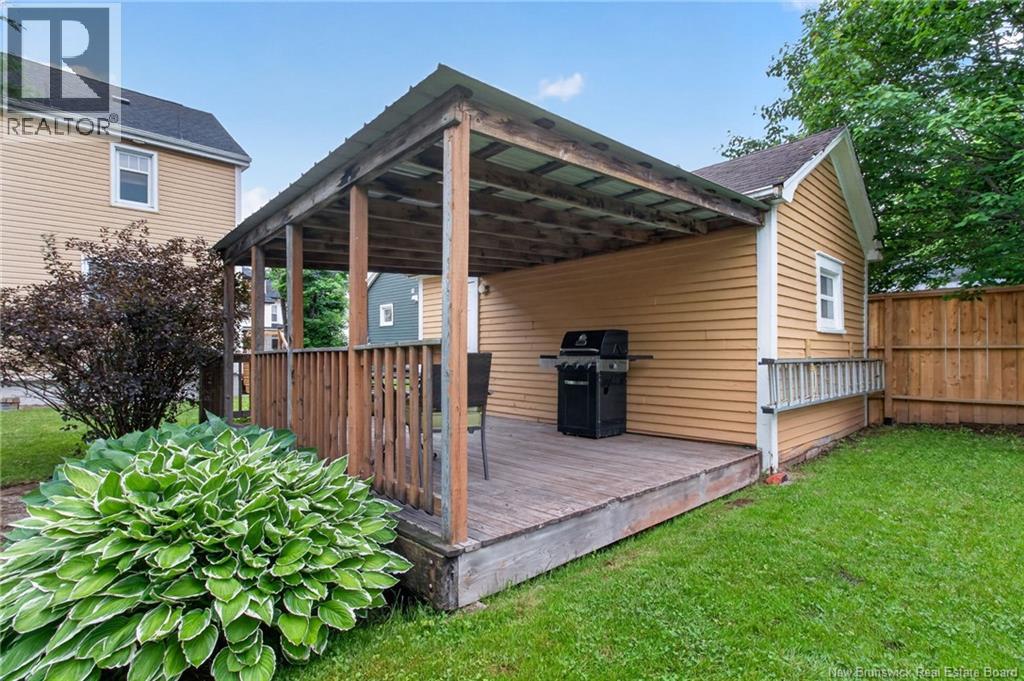16 Norwood Avenue - 46