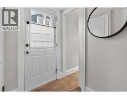 16 Norwood Avenue, photo 13