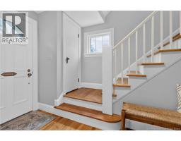 16 Norwood Avenue, photo 15