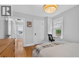 16 Norwood Avenue, photo 20