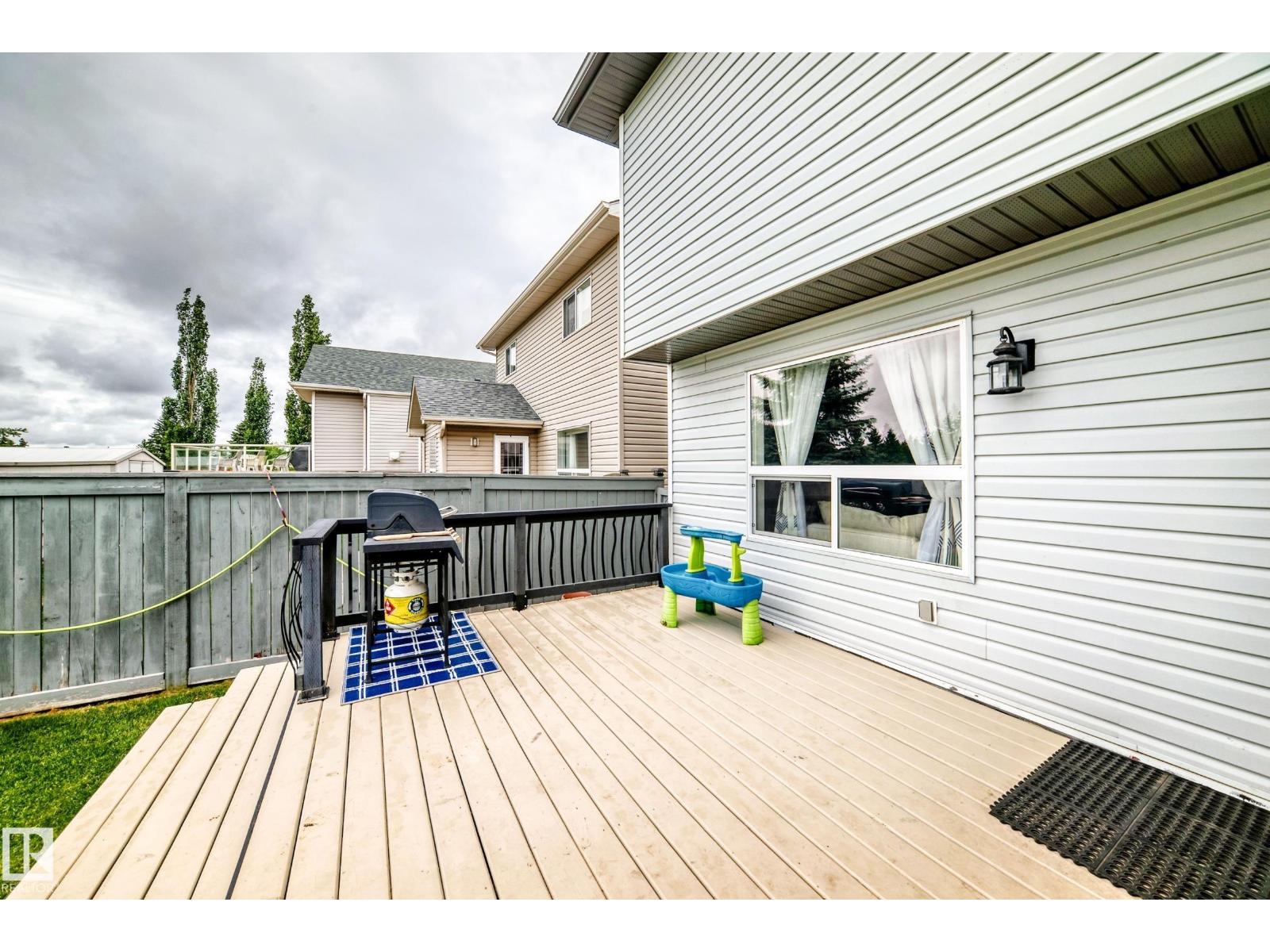 11240 167B AV NW — photo 24