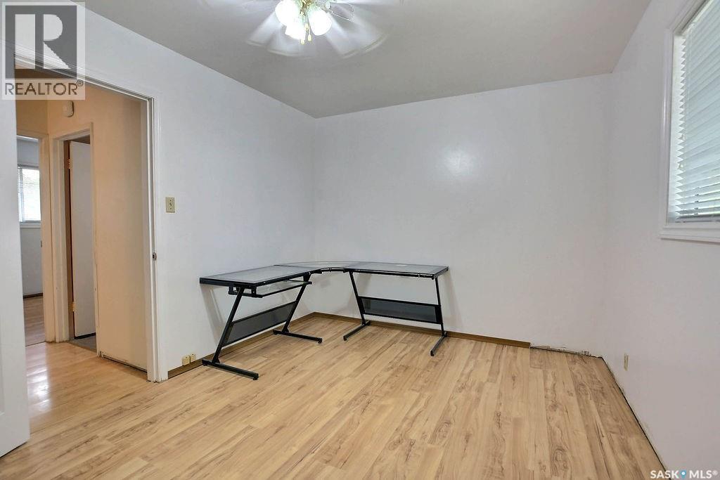 1046 Lindsay STREET — photo 16