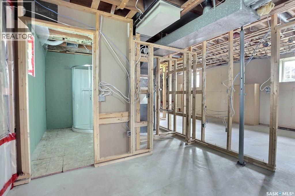 1046 Lindsay STREET — photo 23