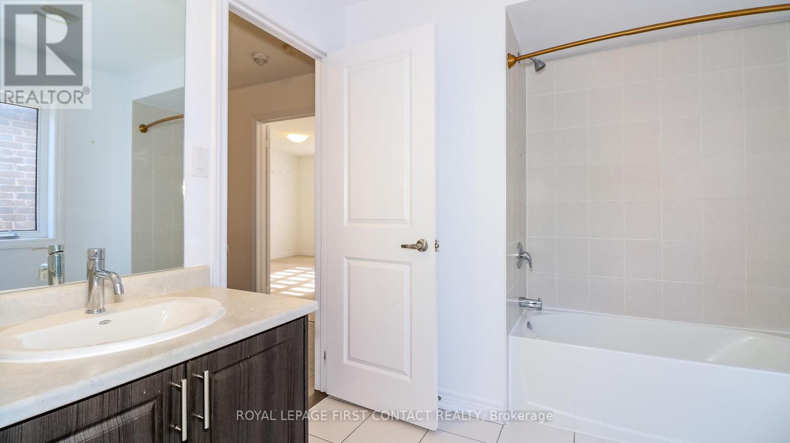 142 SEELEY AVENUE - 29