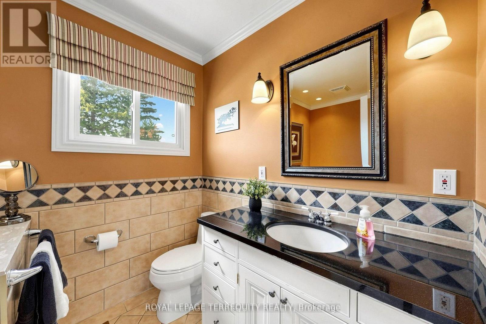 717 WESTWOOD DRIVE - 34