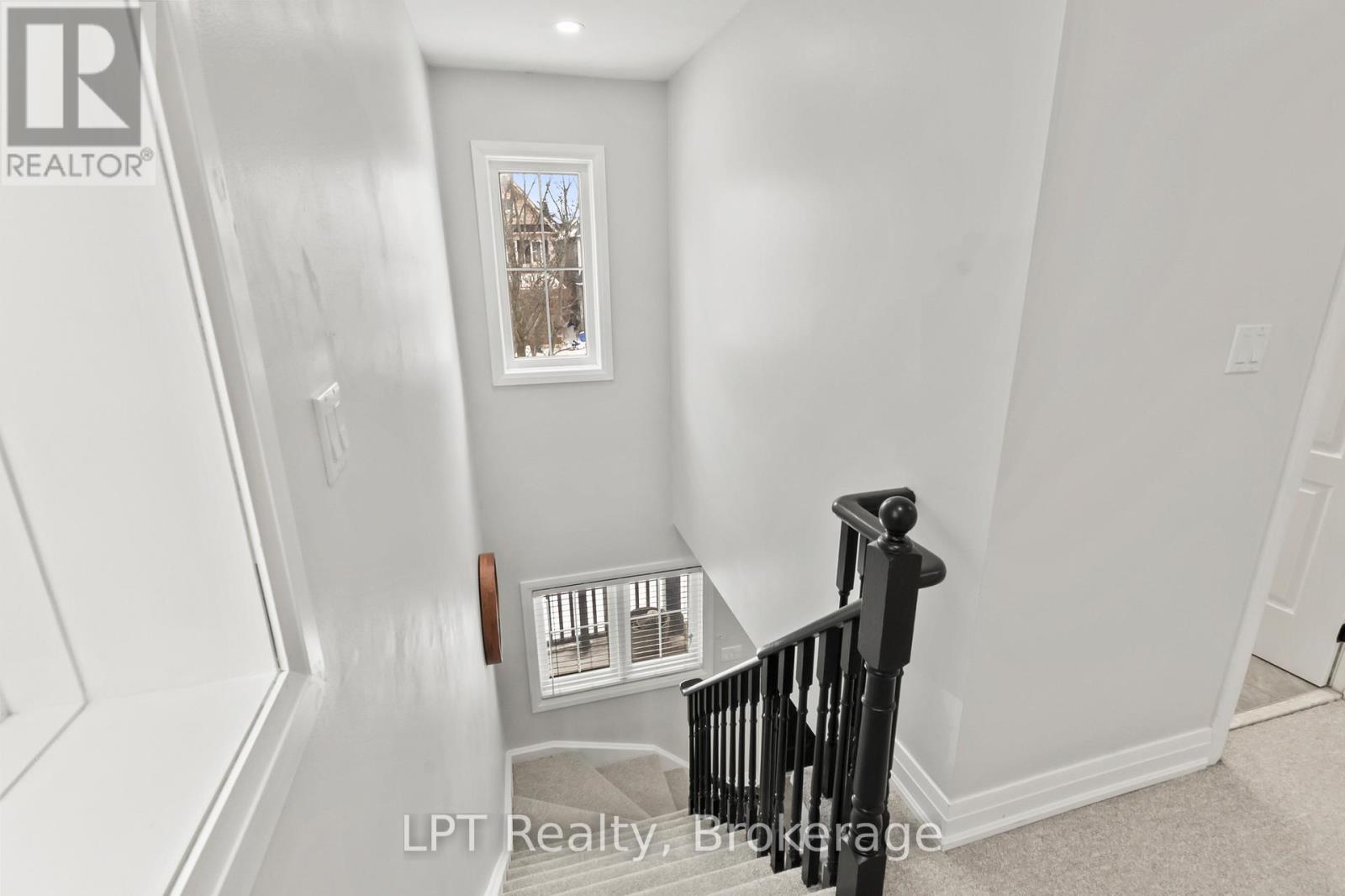 52 NORLAND CIRCLE - 19
