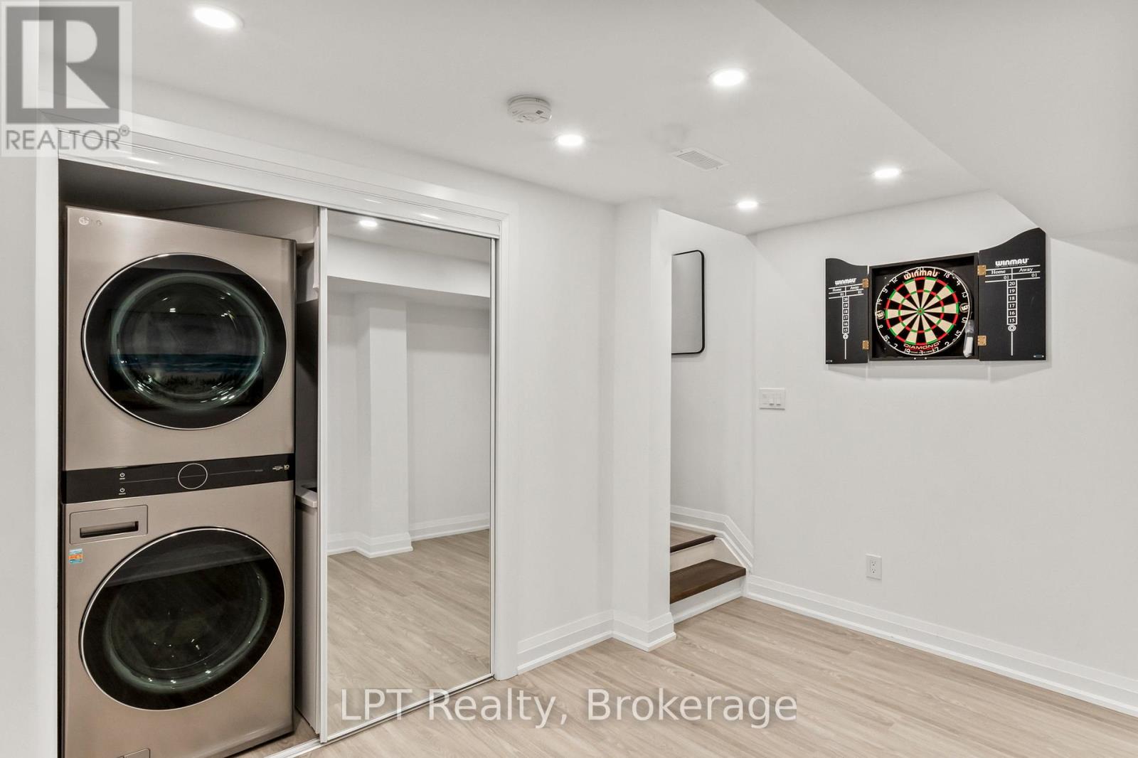 52 NORLAND CIRCLE - 33
