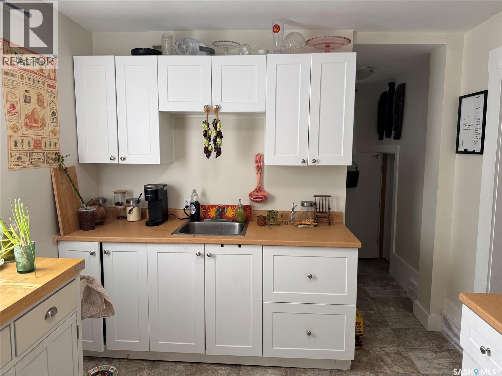431 G AVENUE S — photo 15