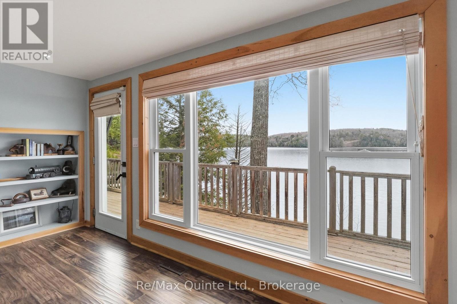 203 FARADALE DRIVE - 10