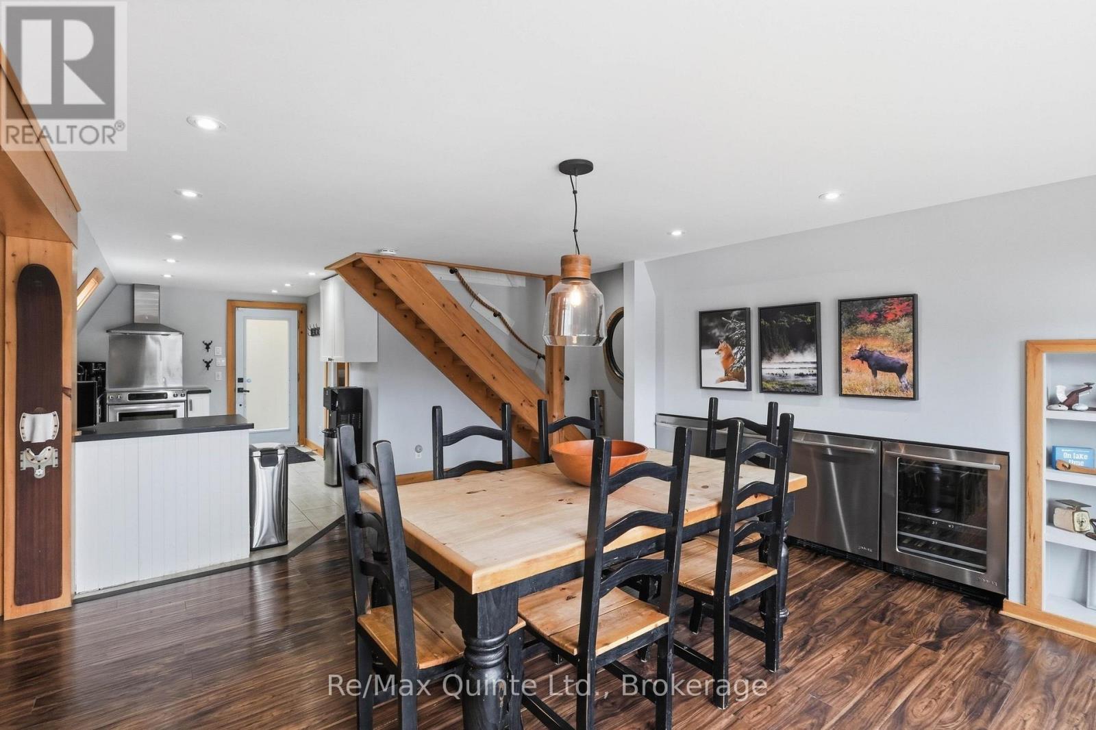 203 FARADALE DRIVE - 11