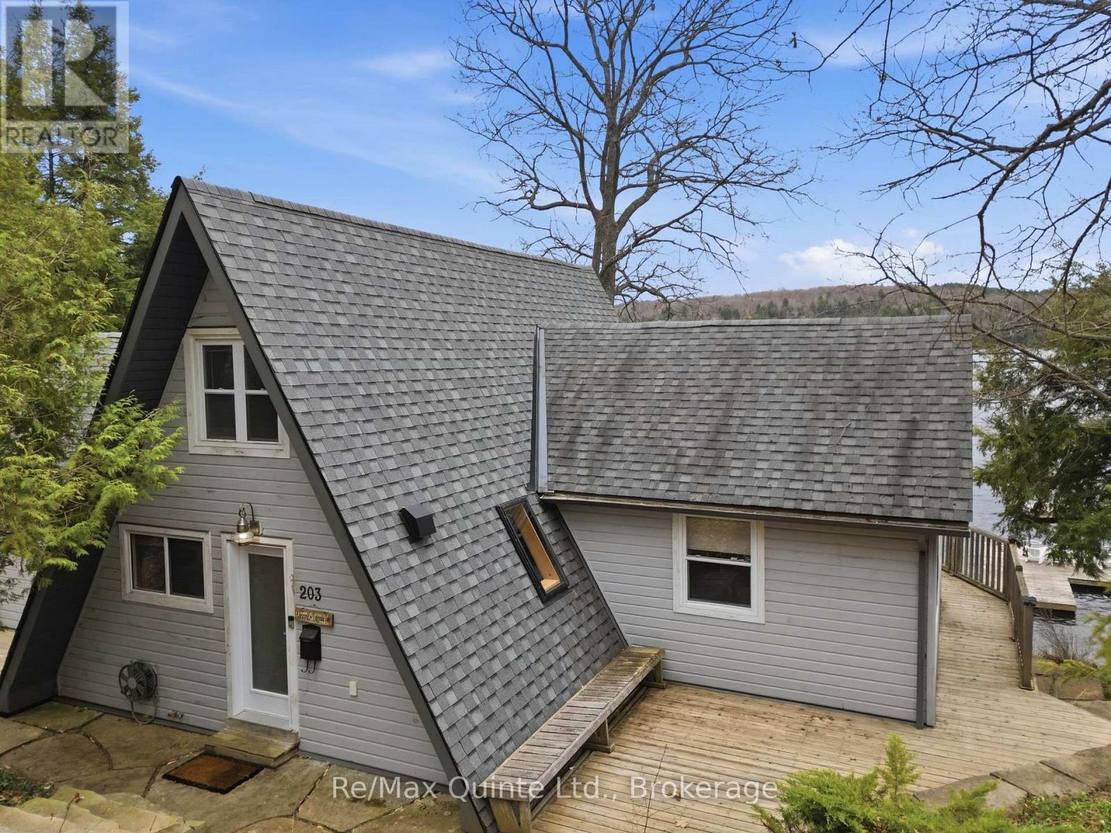 203 FARADALE DRIVE - 4
