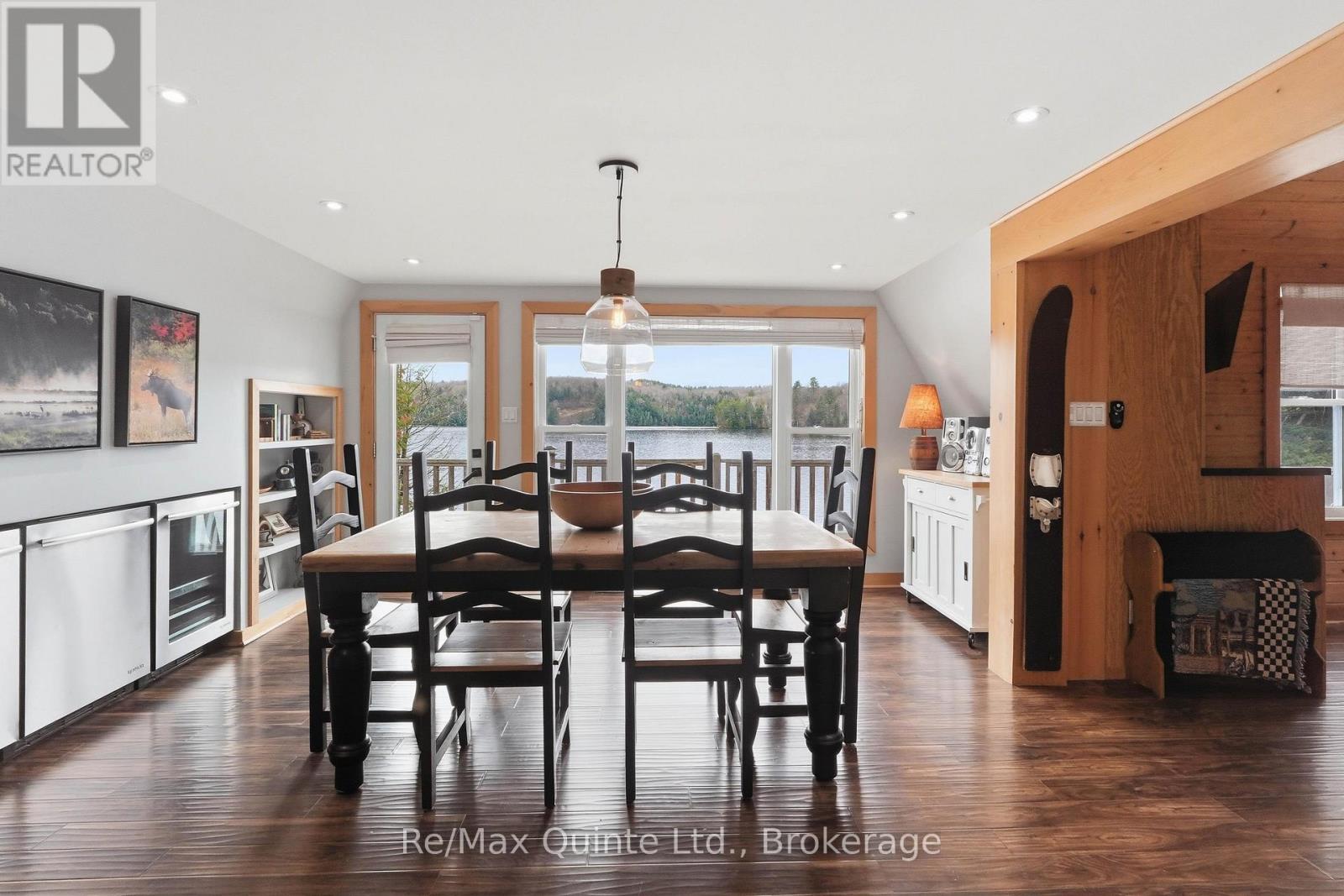 203 FARADALE DRIVE - 9