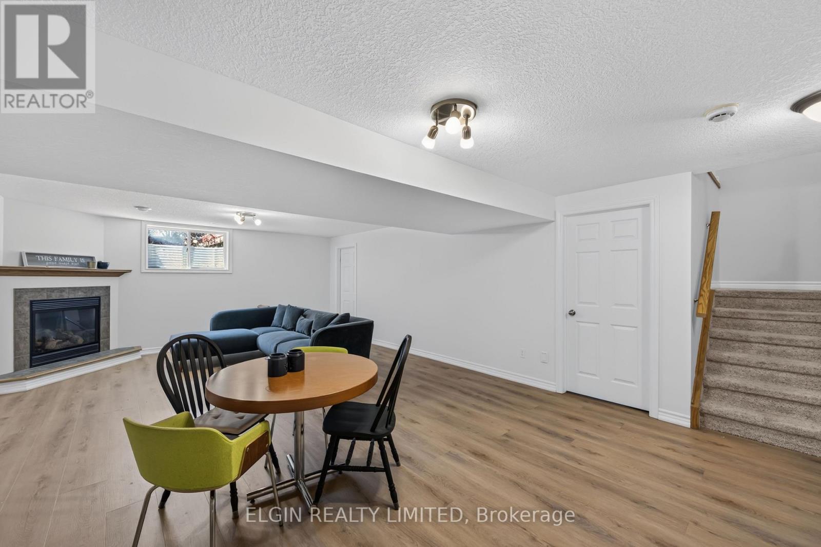 34 PEAR TREE AVENUE - 28