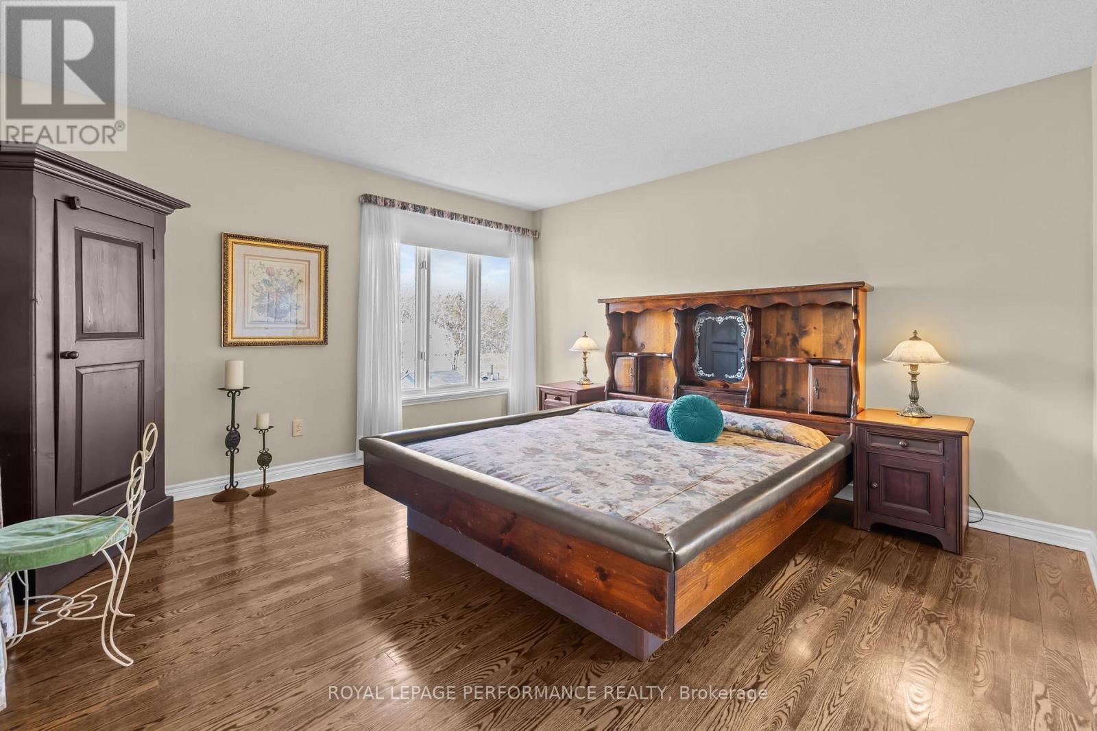 882 DU CASTOR ROAD - 24