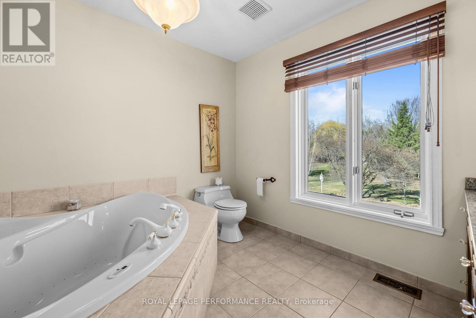 882 DU CASTOR ROAD - 28