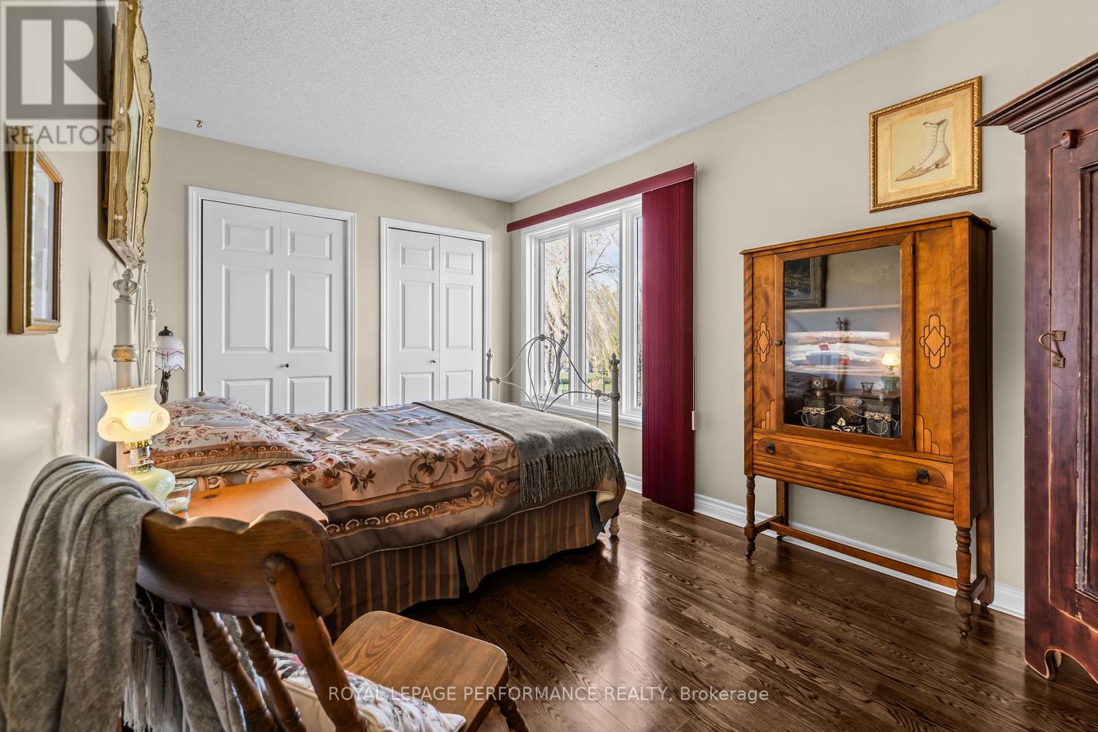 882 DU CASTOR ROAD - 31